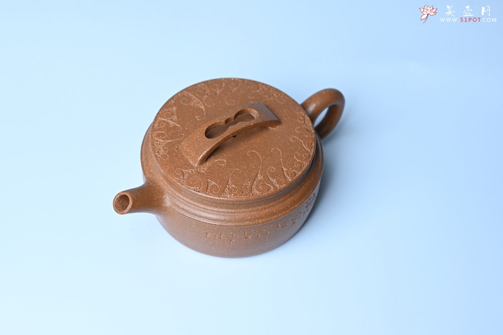 紫砂壶图片：美壶特惠 特好黄降坡泥汉瓦壶 万物可盼 茶人醉爱 - 美壶网