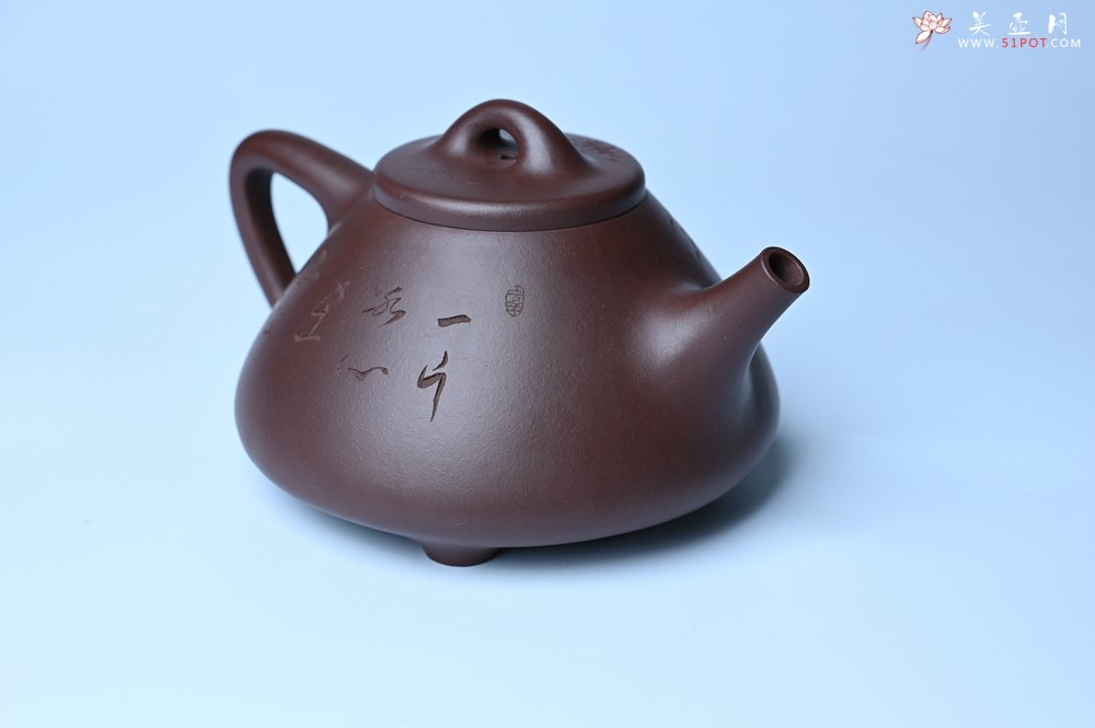 紫砂壶图片：潜力股周小培 特好全手工底槽清子冶石瓢 助工装饰 一片冰心在玉壶 特文气 - 美壶网