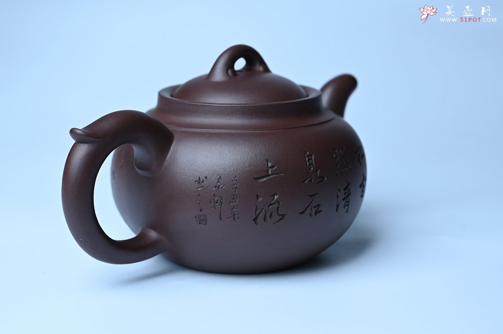 紫砂壶图片：特油润底曹青 全手工大蕴存心壶 卡盖难度相当大 明月松间照 清泉石上流 期待与亲结缘 - 美壶网