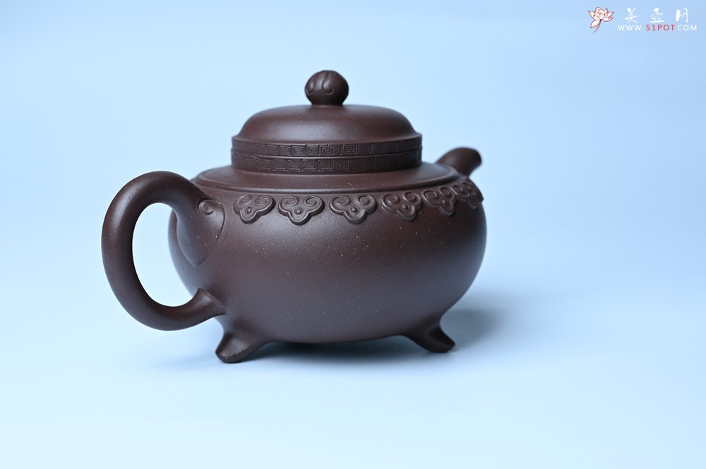 紫砂壶图片：美壶特惠 精致紫泥云肩如意壶 茶人醉爱 - 美壶网