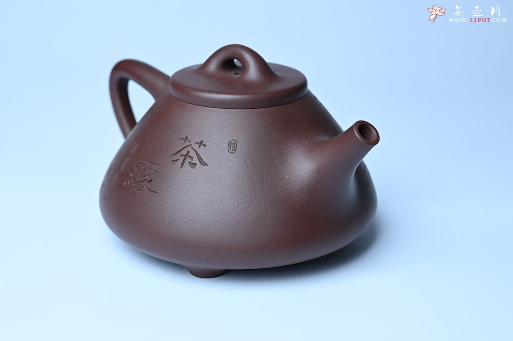 紫砂壶图片：潜力股周小培 特好全手工底槽清子冶石瓢 助工装饰品茶玩壶图 特文气 - 美壶网
