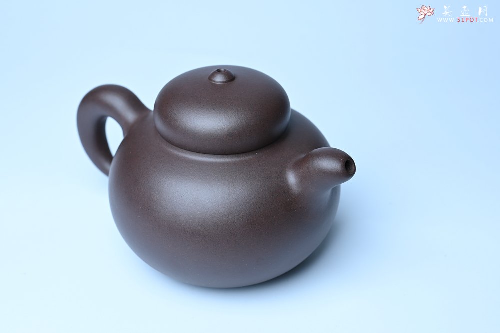 紫砂壶图片：美壶特惠 精致优质黑星土道洪风格德福壶 茶人醉爱 - 美壶网