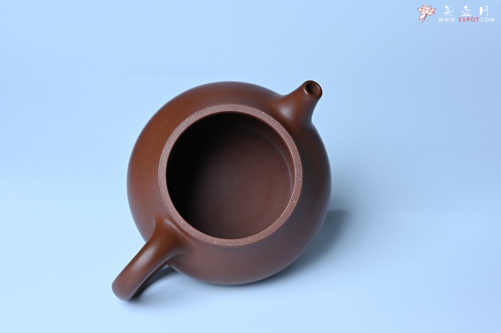 紫砂壶图片：潜力股周小培老师 优质清水泥 全手工容天壶 好壶期待与您结缘 - 美壶网