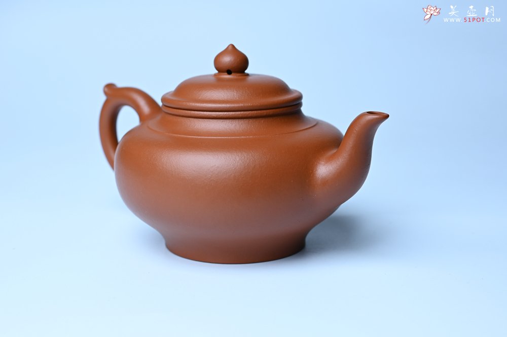 紫砂壶图片：潜力股周小培全手工演绎朱泥笑樱壶 中品难度大 - 美壶网