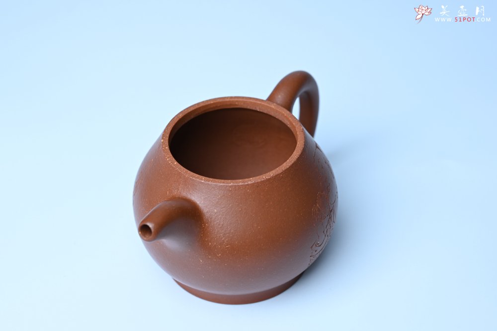 紫砂壶图片：美壶特惠 王老师 全手工红降坡泥潘壶 国助工 易轩 范小君徒杨志老师刻绘 装饰小富贵特文气 - 美壶网