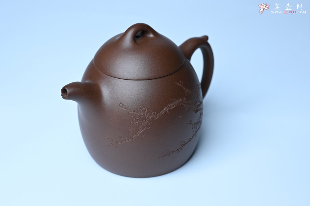 紫砂壶图片：美壶福利特惠 精致特好老紫泥秦权壶 刻梅花 特文气 - 美壶网