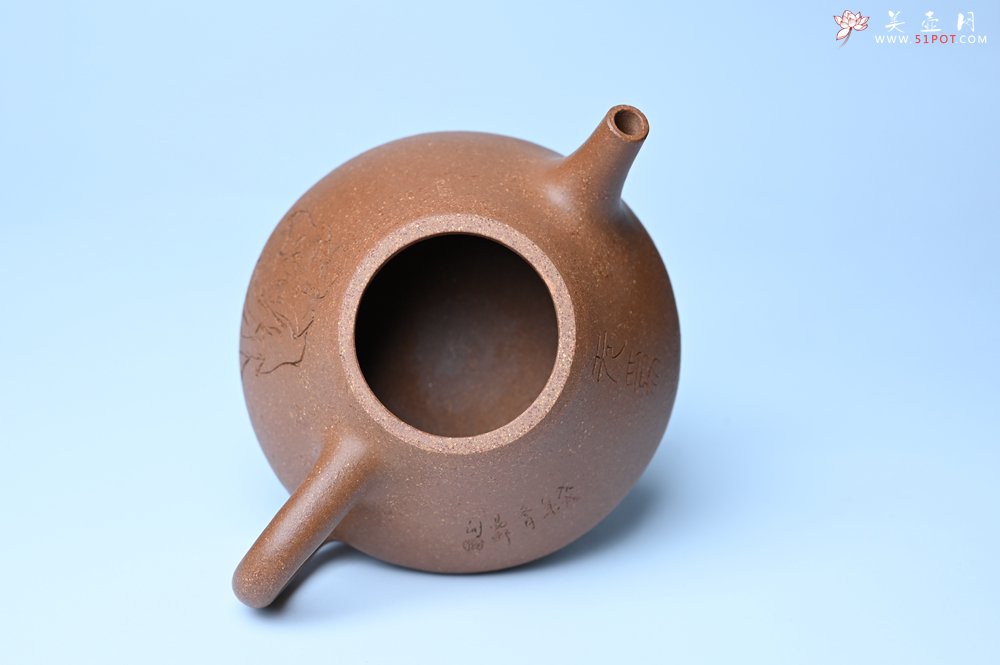 紫砂壶图片：油润五彩段泥 全手工薄胎子冶石瓢 难度大 骨肉匀挺 文气装饰罗汉图 无为 - 美壶网