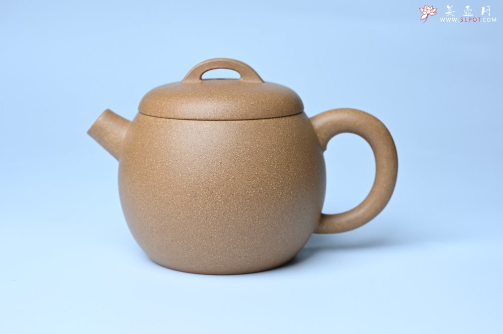 紫砂壶图片：美壶特惠 特好老黄段泥精致大炮巨轮壶 茶人醉爱 - 美壶网