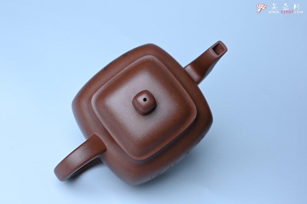 紫砂壶图片：实力派张海艳全手工油润底曹青重器鸣远四方 气势磅礴 用心之作 装饰人物特文气 - 美壶网