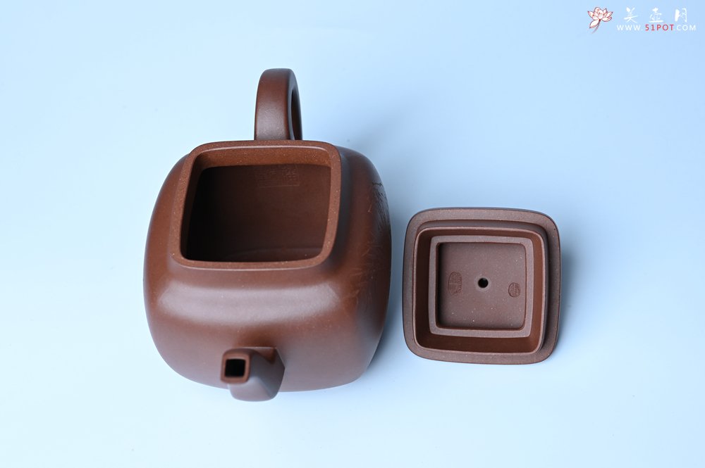 紫砂壶图片：实力派张海艳全手工油润底曹青重器鸣远四方 气势磅礴 用心之作 装饰人物特文气 - 美壶网