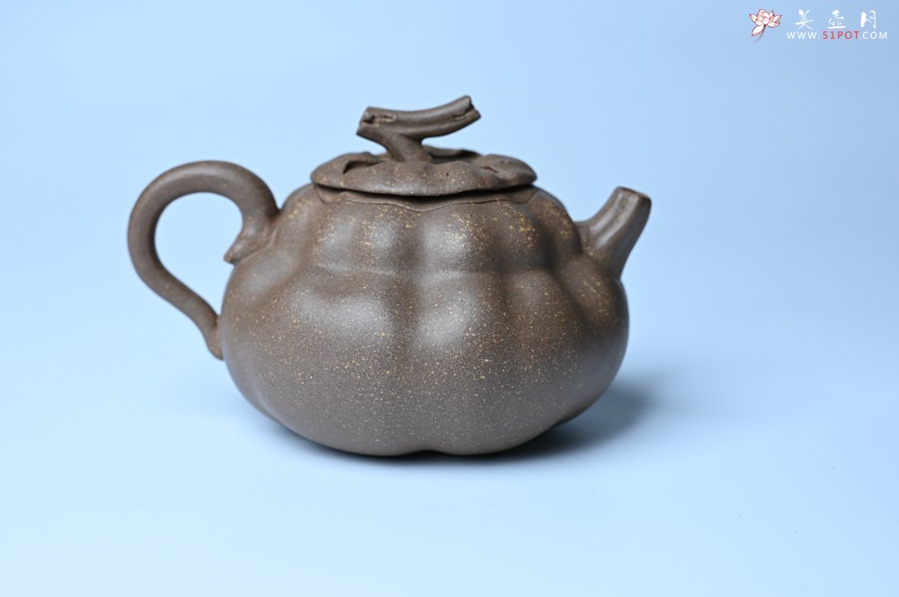 紫砂壶图片：美壶特惠 精致卡盖全手工老青段仿生小花货柿子壶 茶人醉爱 - 美壶网