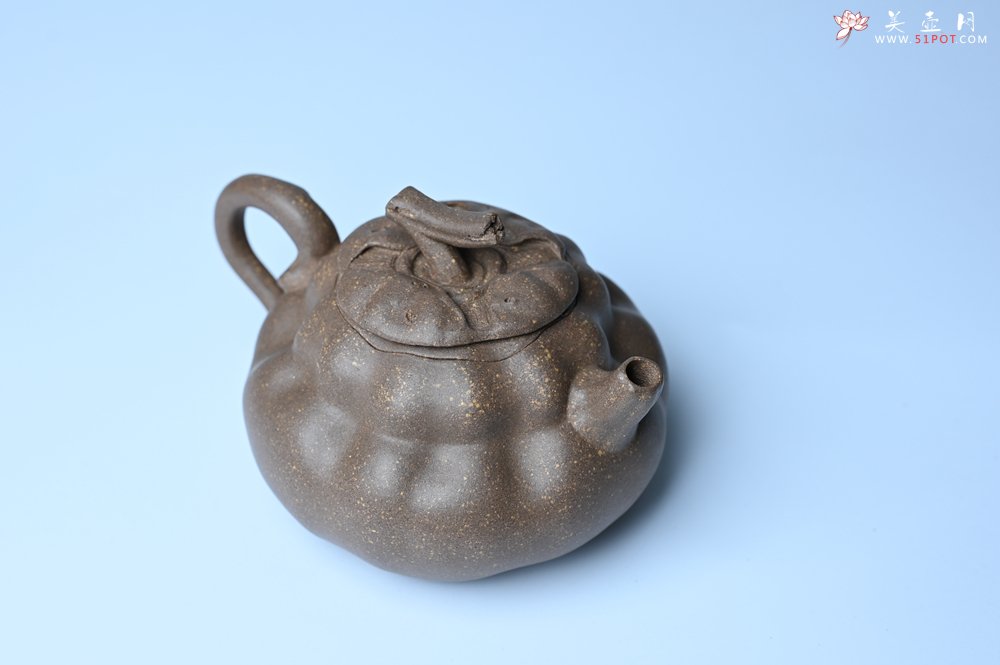 紫砂壶图片：美壶特惠 精致卡盖全手工老青段仿生小花货柿子壶 茶人醉爱 - 美壶网