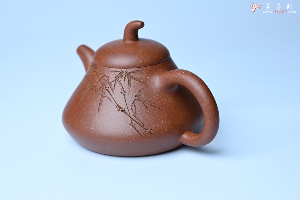 紫砂壶图片：美壶特惠 潜力股王老师 全手工拍打成型茄瓢壶 装饰居不可无竹 特文气 - 美壶网