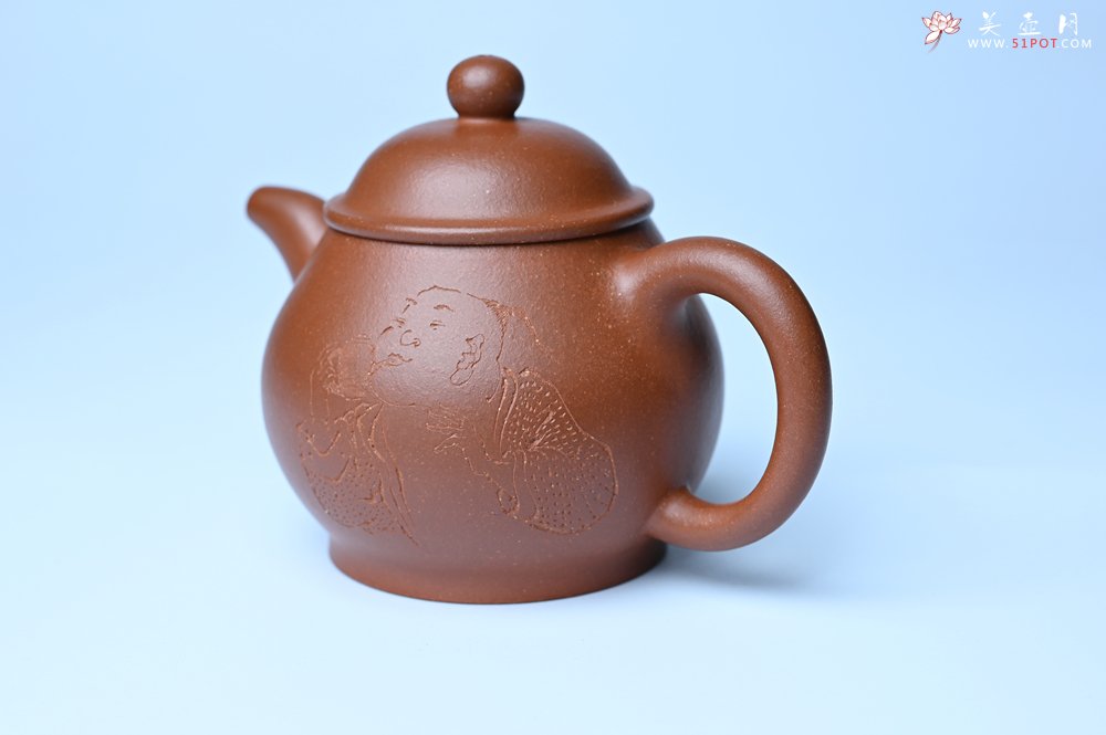 紫砂壶图片：美壶特惠 王老师 全手工红降坡泥潘壶 国助工 易轩 范小君徒杨志老师刻绘 装饰小富贵特文气 - 美壶网