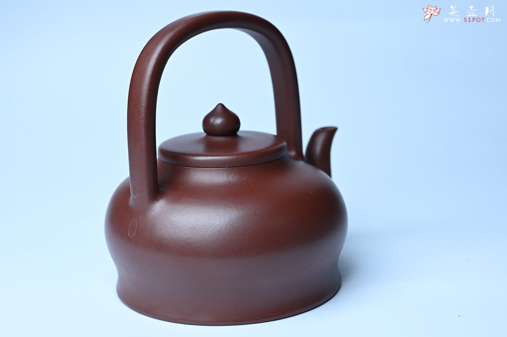 紫砂壶图片：潜力股周小培老师 4号井深井红皮龙 超精致全手工天星提梁壶 - 美壶网
