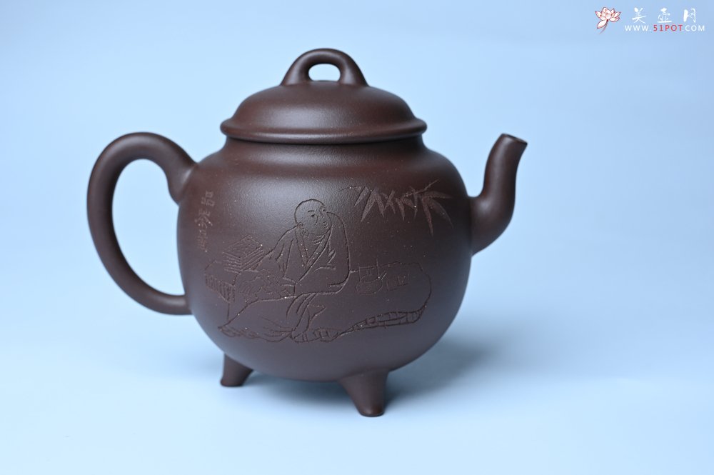 紫砂壶图片：美壶特惠 优质紫泥精致三足鼎壶 品茶论道 - 美壶网