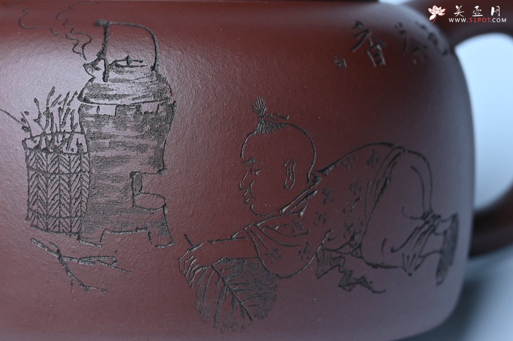 紫砂壶图片：潜力股周小培老师 4号井深井红皮龙 全手工过桥井栏壶 装饰人物特文气 - 美壶网
