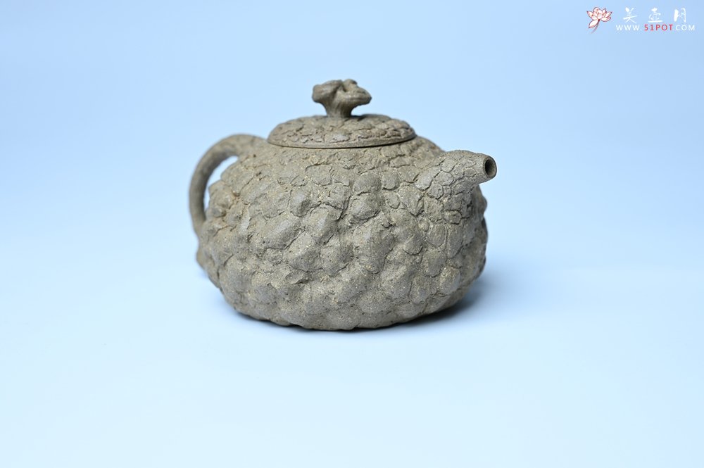 紫砂壶图片：美壶特惠 全手工老青段供春壶 肌理有老树瘿的感觉 灰常赞 - 美壶网
