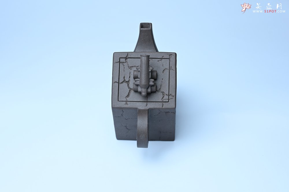 紫砂壶图片：美壶特惠 优质紫泥还原烧威震四方壶 - 美壶网