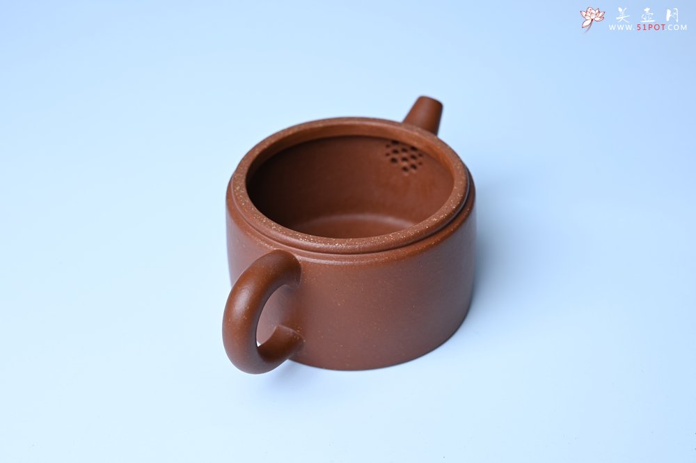 紫砂壶图片：潜力股周小培全手工演绎特好降坡泥汉瓦壶 大口盖 - 美壶网