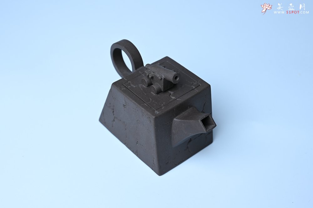 紫砂壶图片：美壶特惠 优质紫泥还原烧威震四方壶 - 美壶网