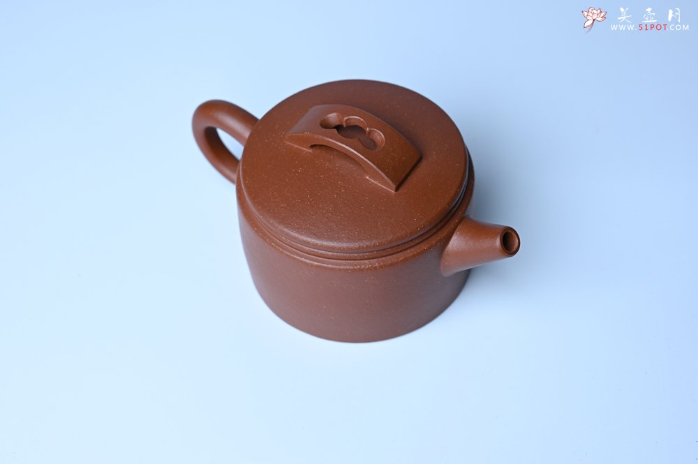 紫砂壶图片：潜力股周小培全手工演绎特好降坡泥汉瓦壶 大口盖 - 美壶网