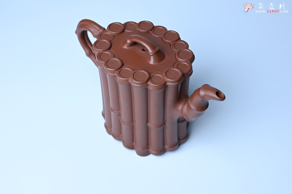 紫砂壶图片：实力派工艺师周斌精工底槽清十六竹壶 - 美壶网