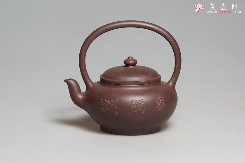 紫砂壶图片：扁灯提梁壶 - 美壶网