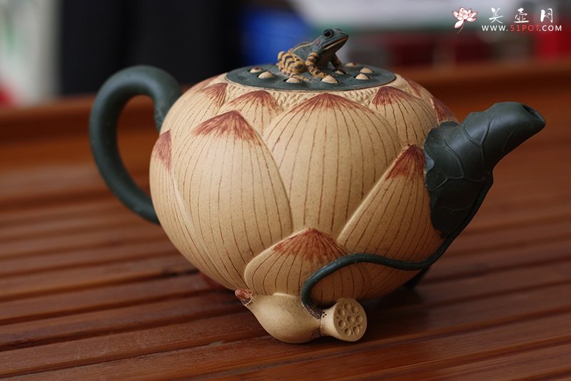 紫砂壶图片：荷花壶 - 美壶网