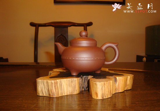 紫砂壶图片：三足如意 - 美壶网